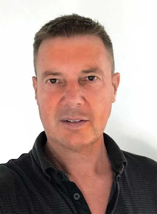 Nigel Blundell